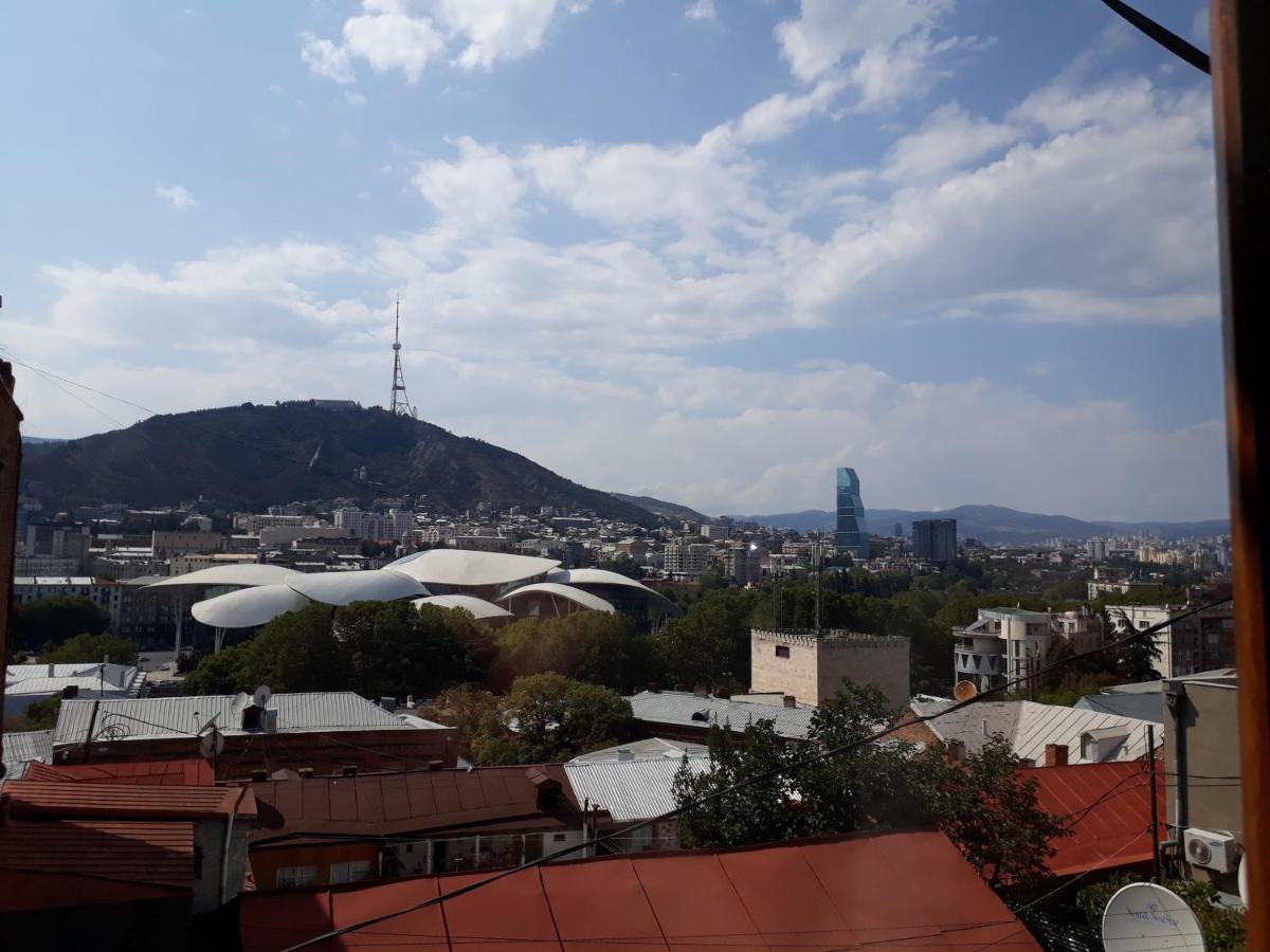 2 Bedroom Apartment In Chugureti Tiflis Exterior foto